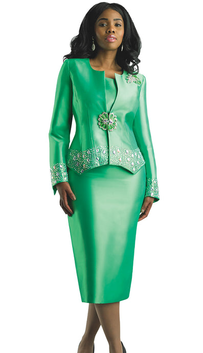 Lily and Taylor Suit 4498