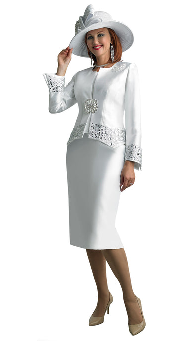 Lily and Taylor Suit 4498