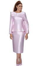 Dorinda Clark-Cole Suit 309692